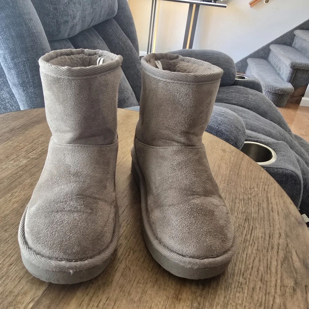 Tan Cozy Slippers with Suede Texture